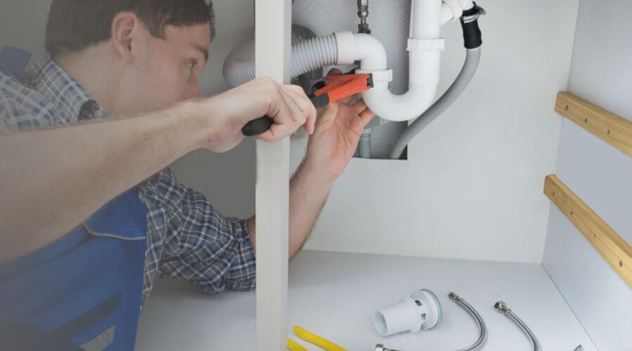 Expert burst pipe repair services in Fort Bliss, TX